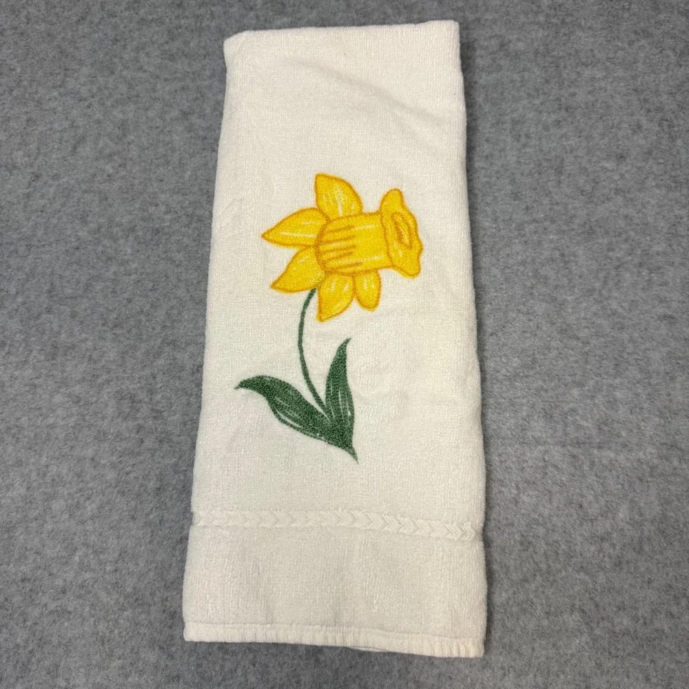 Vtg 1960's Hand Towel Daffodil Martex West Point Pepperell Cotton USA RARE 15x26